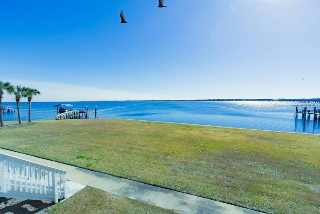 Romantic Getaway Bayside Panacea Екстериор снимка